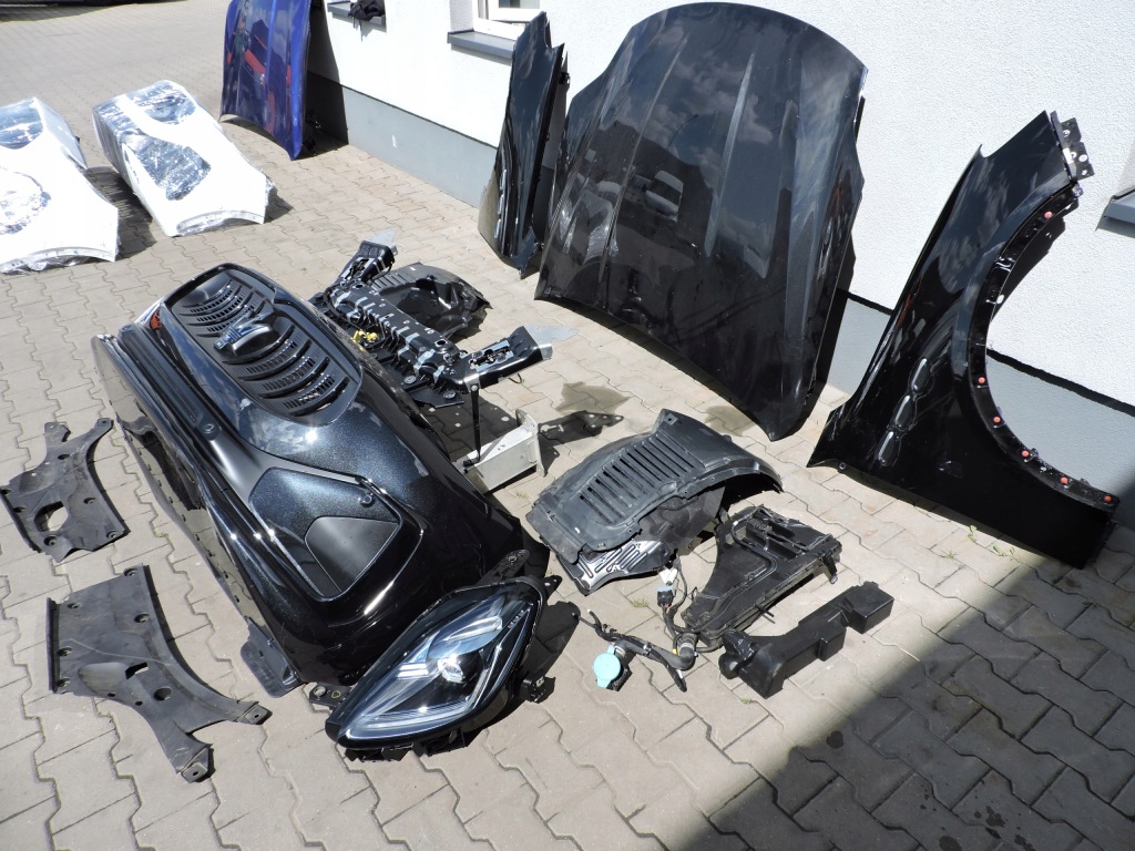 Перед комплектный  maserati grecale чёрный folgore в Украине