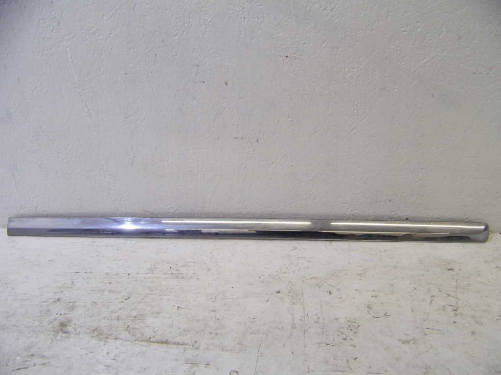 фото №1, Молдинг дверь правая передняя citroen c5 iii 9681804380