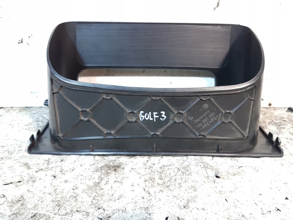 фото №9, Рамка приборы спидометра vw golf iii