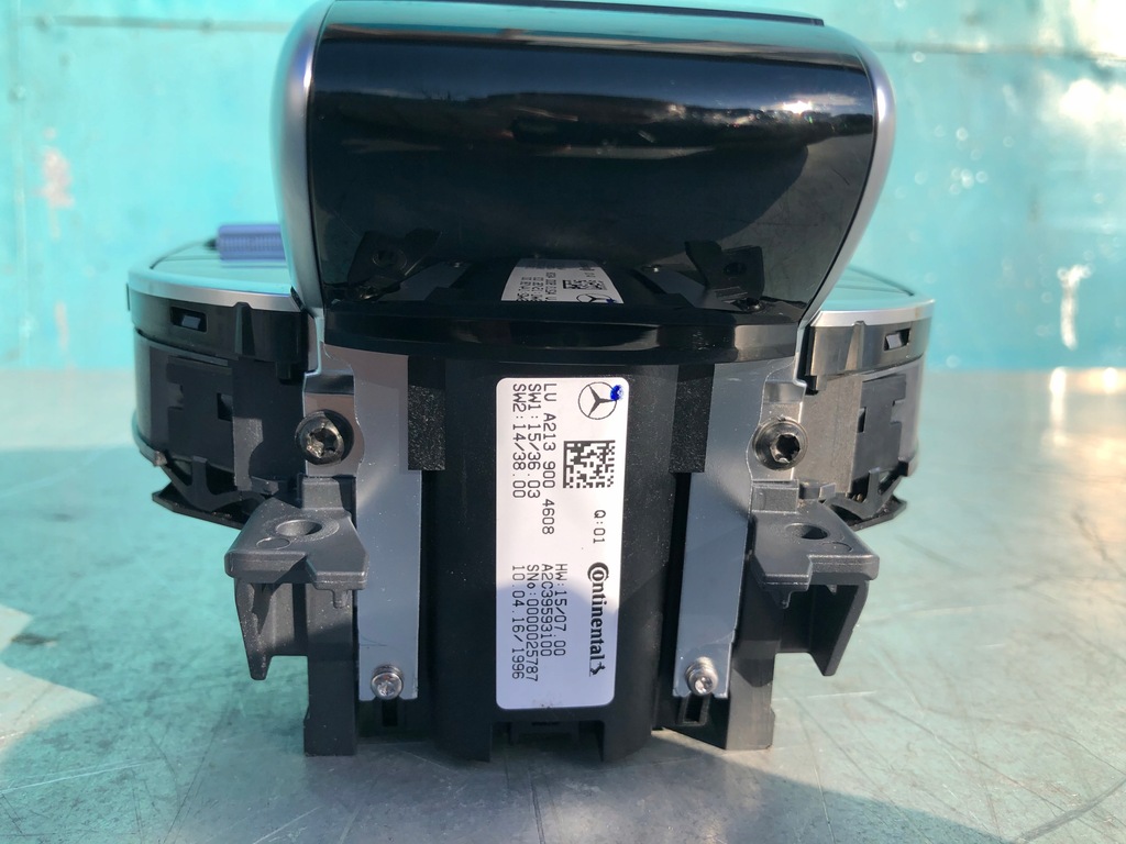 фото №6, Mercedes w213 e klasa панель контроллер тачпад