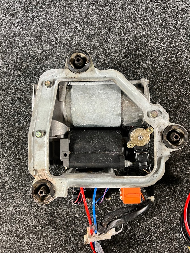 фото №11, Bmw e39 lift touring компрессор подвеска уровень wabco 443020011 1