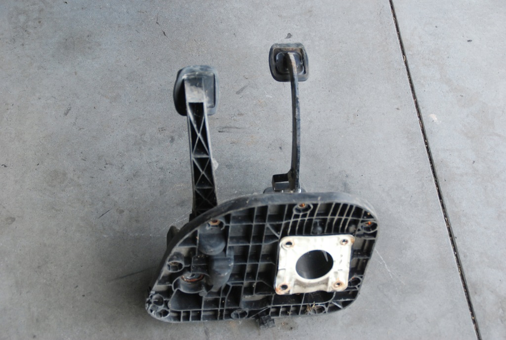 фото №7, Pedalnica kpl iveco daily 00-09r