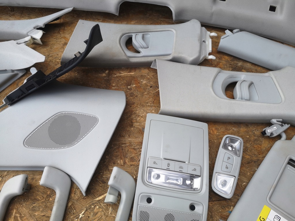 фото №6, Audi q3 8u потолок стойки