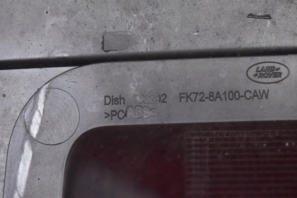 фото №12, Решётка радиатора решётка радиатора серая fk72-ba100-caw land rover discoevry sport 5 v 16-