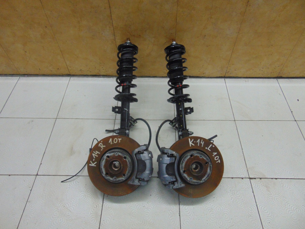 фото №1, Поворотний кулак амортизаторна стійка права micra k14 1.0t