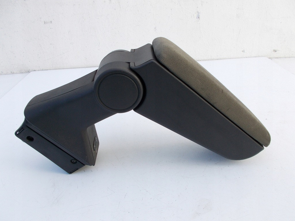 фото №6, Подлокотник крышка кронштейн fiat grande punto