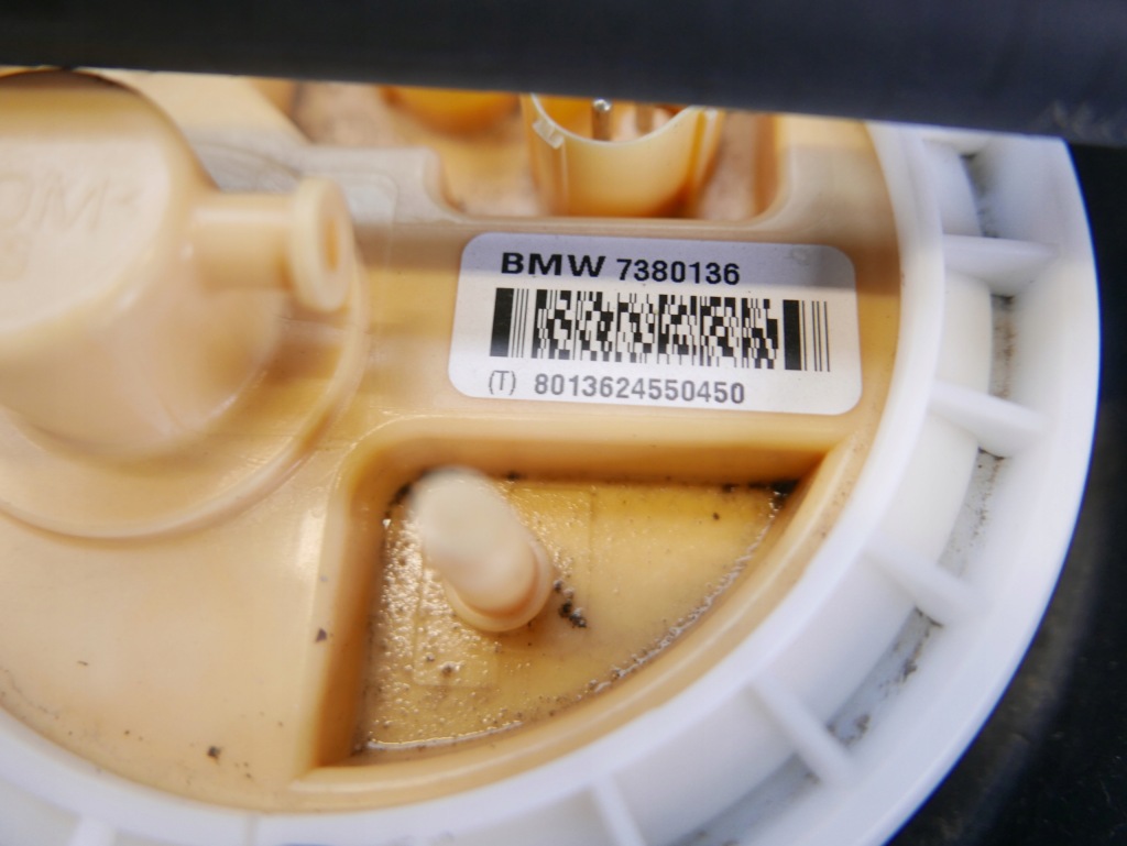 Бак bak помпа пального bmw f15 f16 3.0d 4.0d Зі Шроту