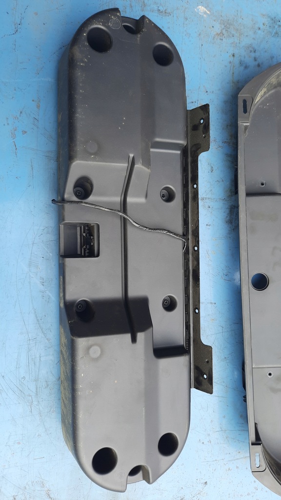 фото №5, Динамик задний крышки jeep patriot 06-11r