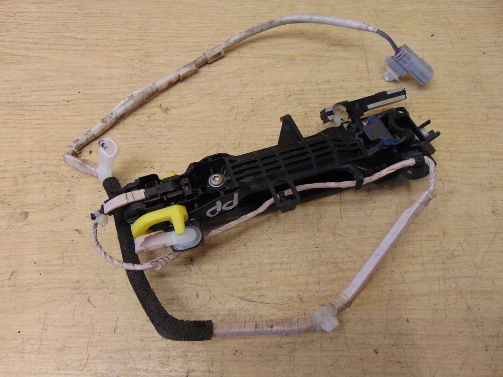 фото №10, Ручка zew. левая перед toyota iq europa smart key