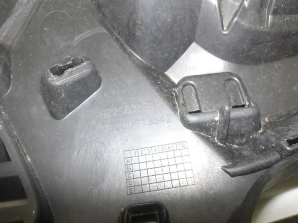 фото №6, Renault clio iv решётка радиатора решётка радиатора бампер перед