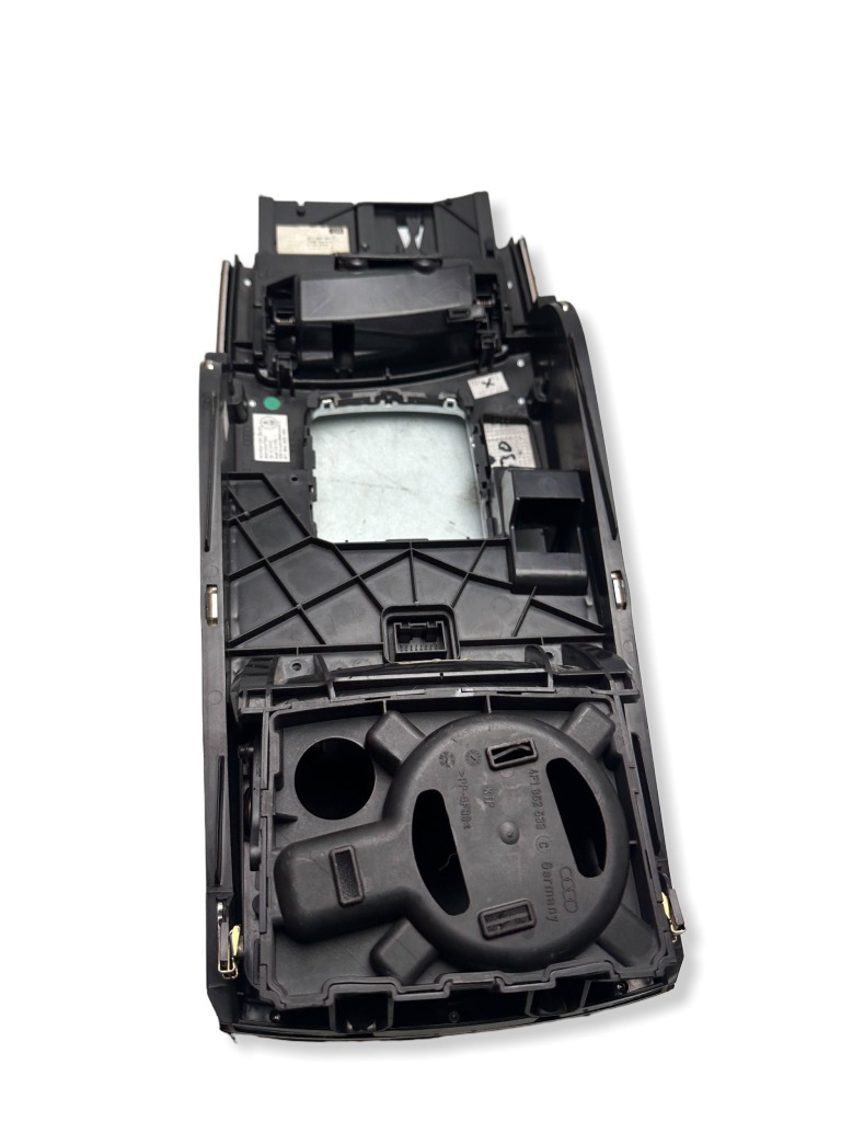 Audi a6 s6 c6 4f 3200cm3 бензин пепельница передняя 4f1857951a Киев