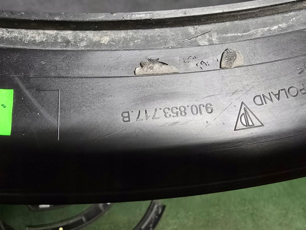 фото №6, Молдинг na крыло левый перед porsche taycan 9j0 cross turismo