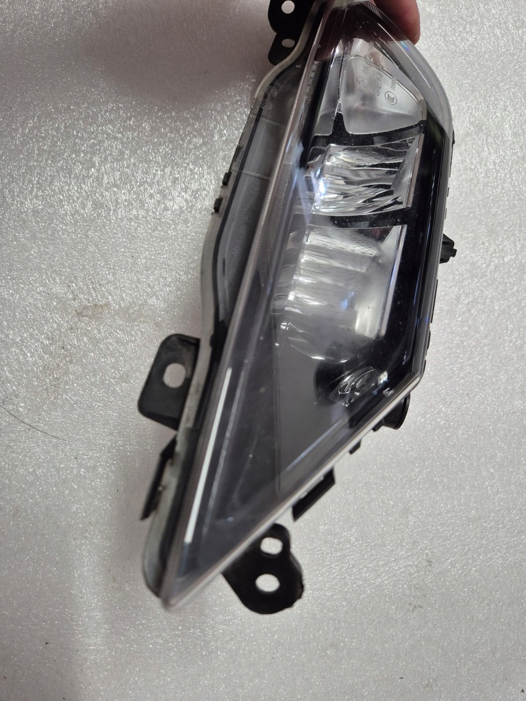 фото №5, Volvo противотуманная фара led левый лампа левая przewciwmgielna 31395865 oem оригинал