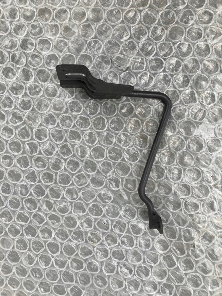 Купити Mercedes-benz оригінальний номер a2076200785