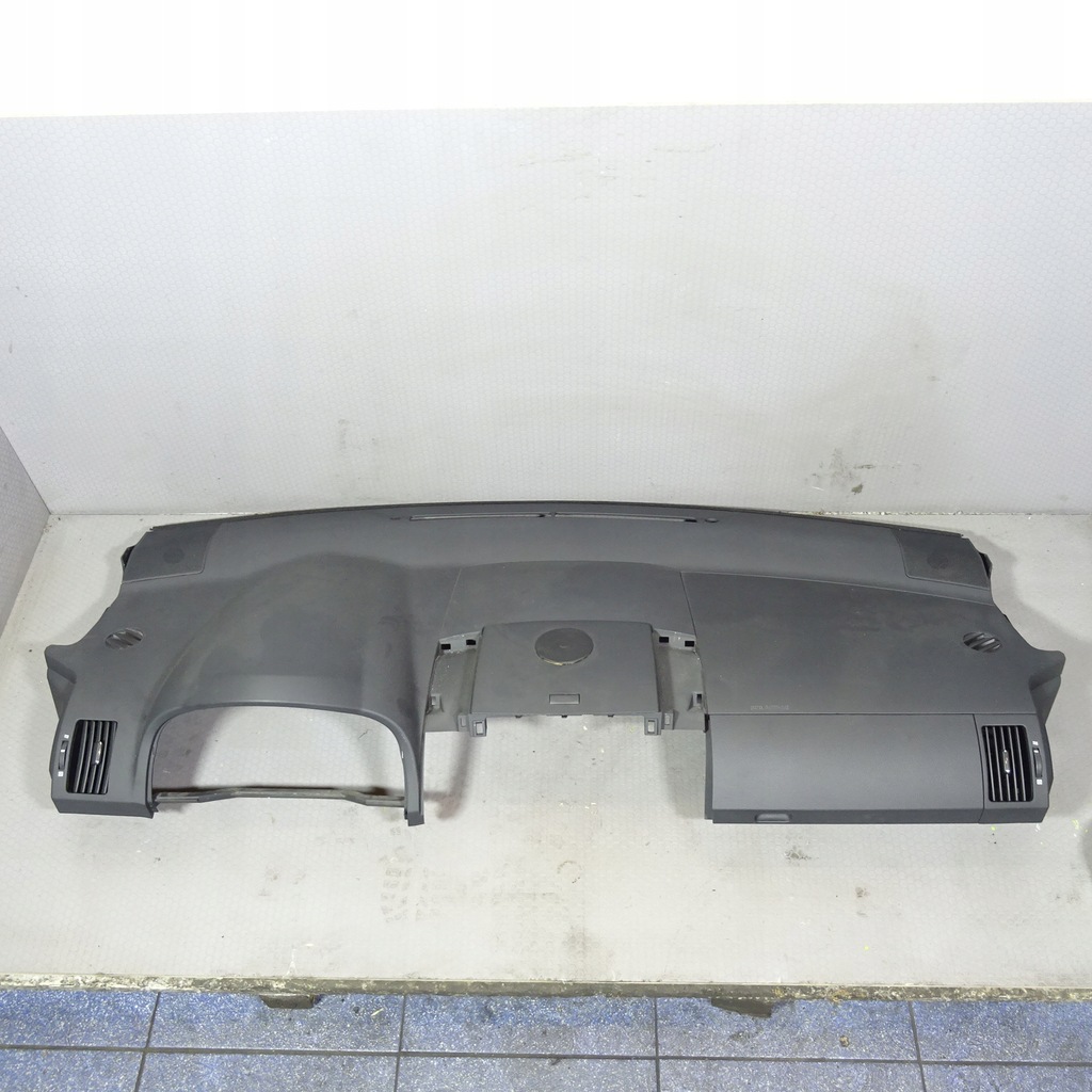 фото №1, Toyota corolla verso ii панель приладів панель приладів консоль