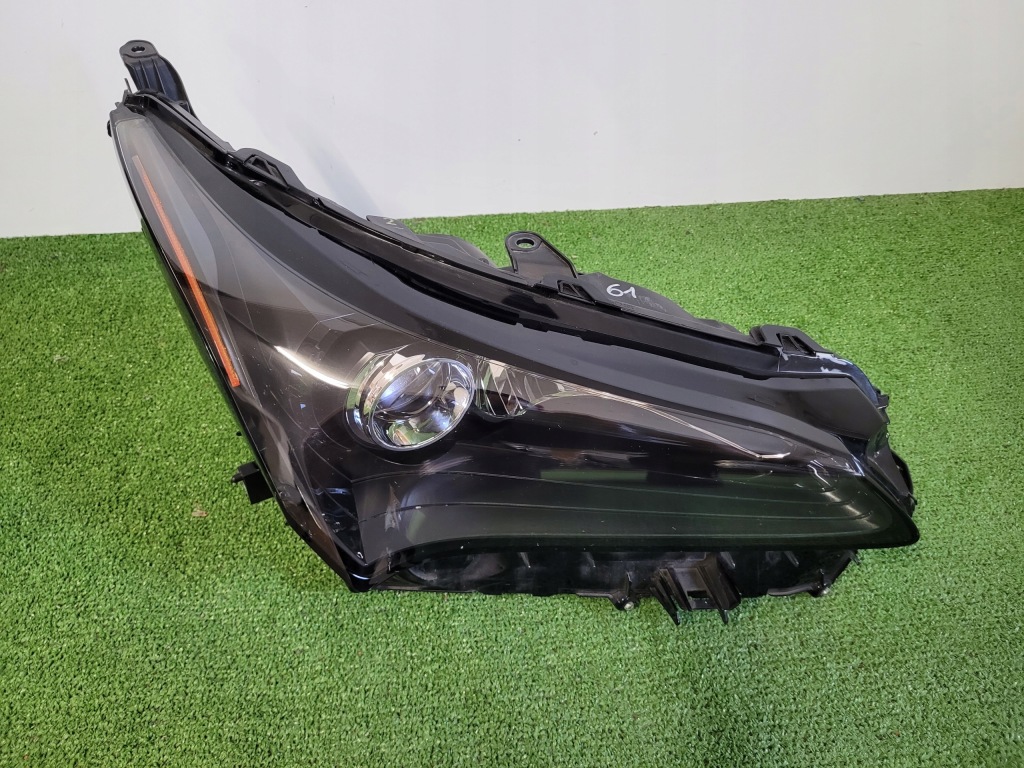 Купити Lexus nx nx200t nx300h лампа права фара full led правий