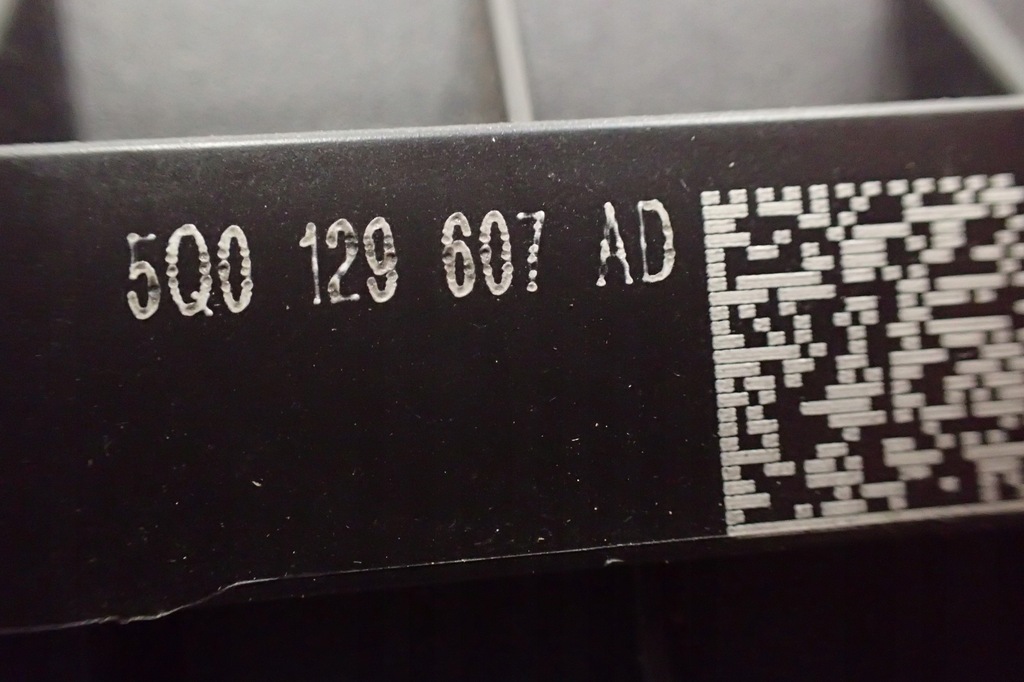 фото №12, Корпус фильтра воздуха kpl. с фильтром audi a3 1.8 13-