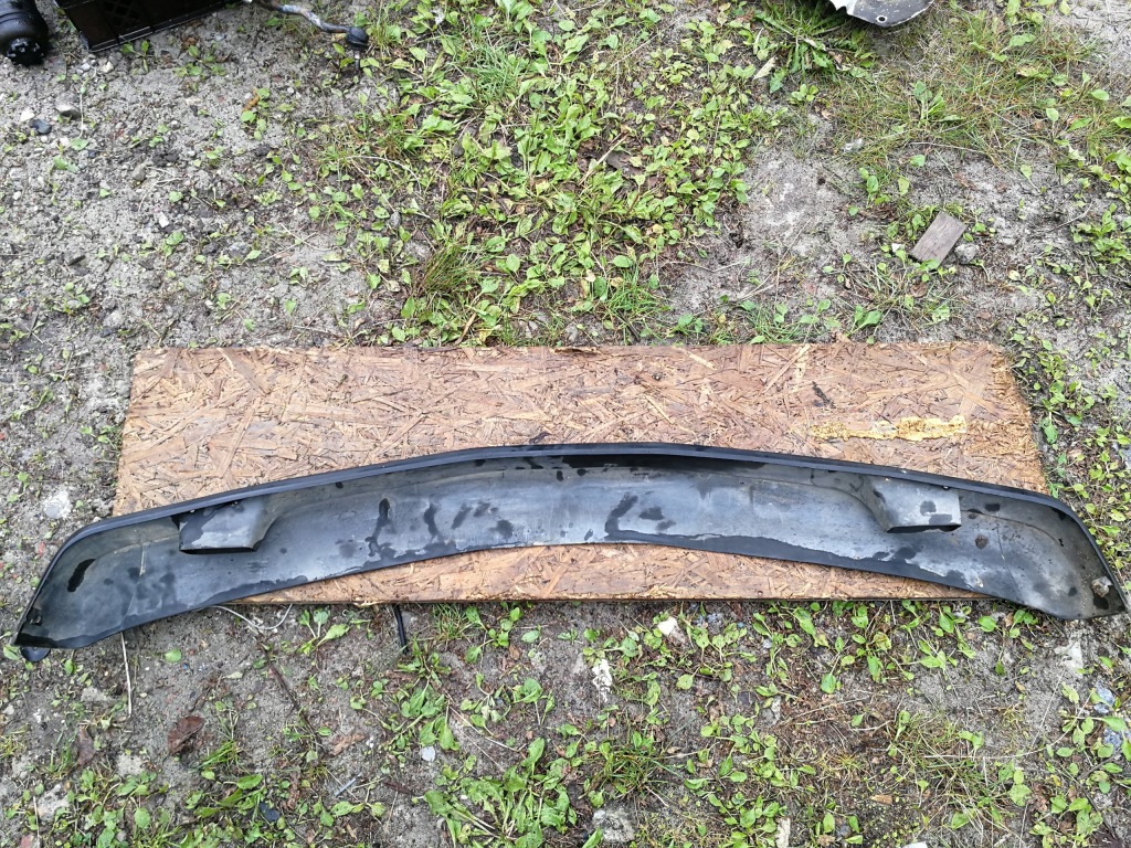 фото №4, Накладка поперечина передний узкая лампа bmw e30