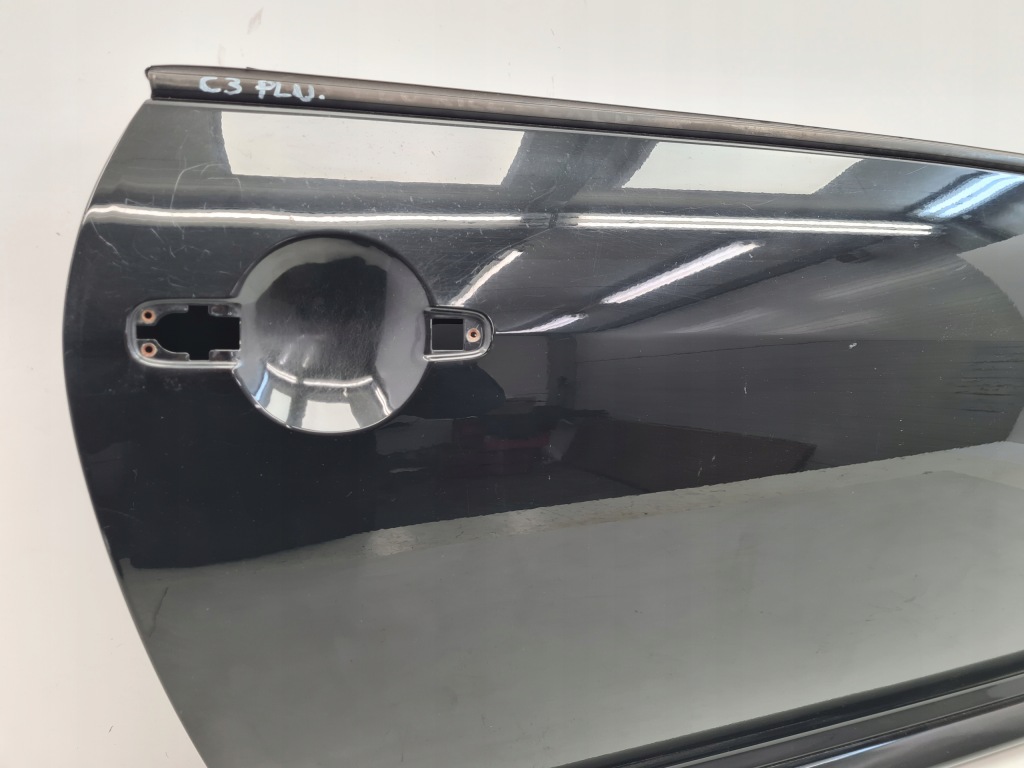 Citroen c3 pluriel дверь правый перед в Украине