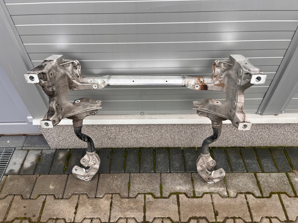 фото №7, Підрамник підрамник перед audi q7 q8 bentayga 4m0399315t оригінальний номер