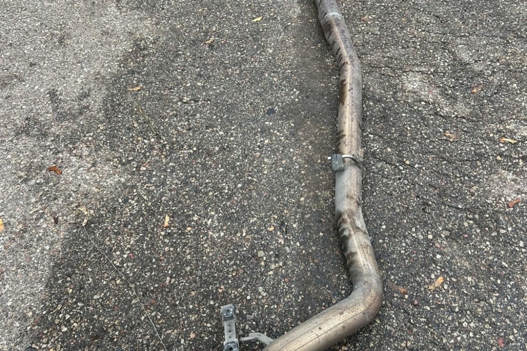 Гасник bmw 7 e65, e66, e67 7792041 3.0l бензиновий 170kw 2007 Недорого