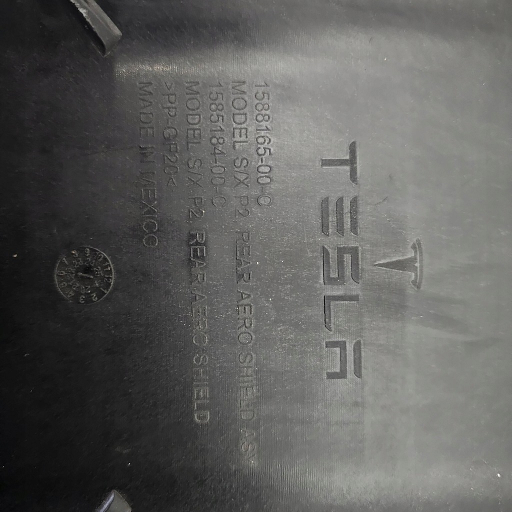 Купить Плита накладка подвеска бампера tesla model x plaid 2022r 1588165-00-c