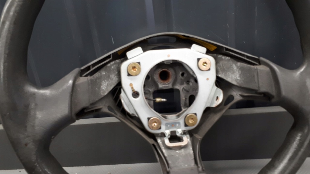 Купити Кермо  mitsubishi colt v