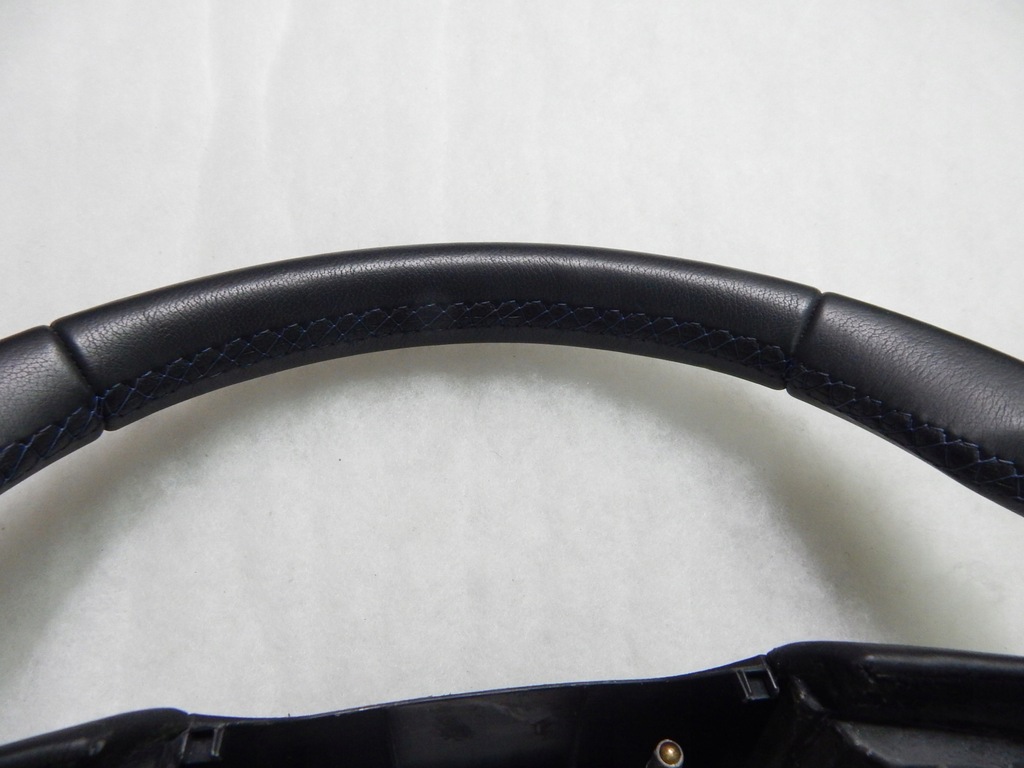 фото №8, Hyundai tucson iii - воздуховод кожа oryg niebieska nić