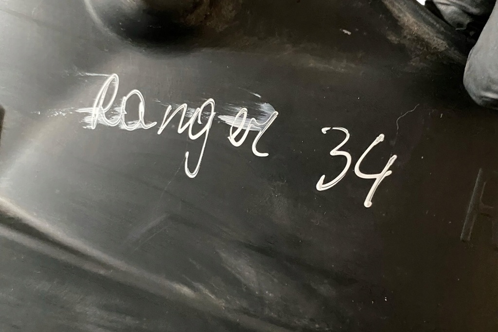 фото №8, Подкрылок правое передние ford ranger tke ab392116a562ad 2.2l дизель 110kw