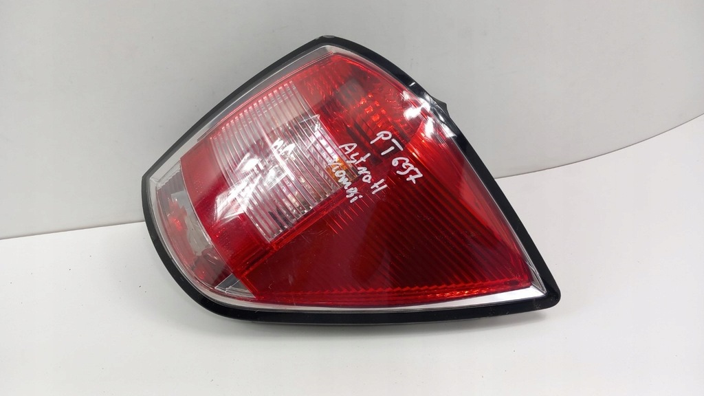 фото №1, Opel astra h kombi лампа задня права