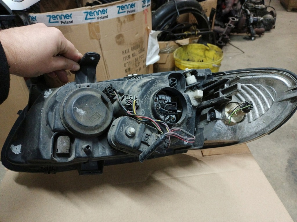 фото №7, Лампа перед права nissan almera n16 89003330