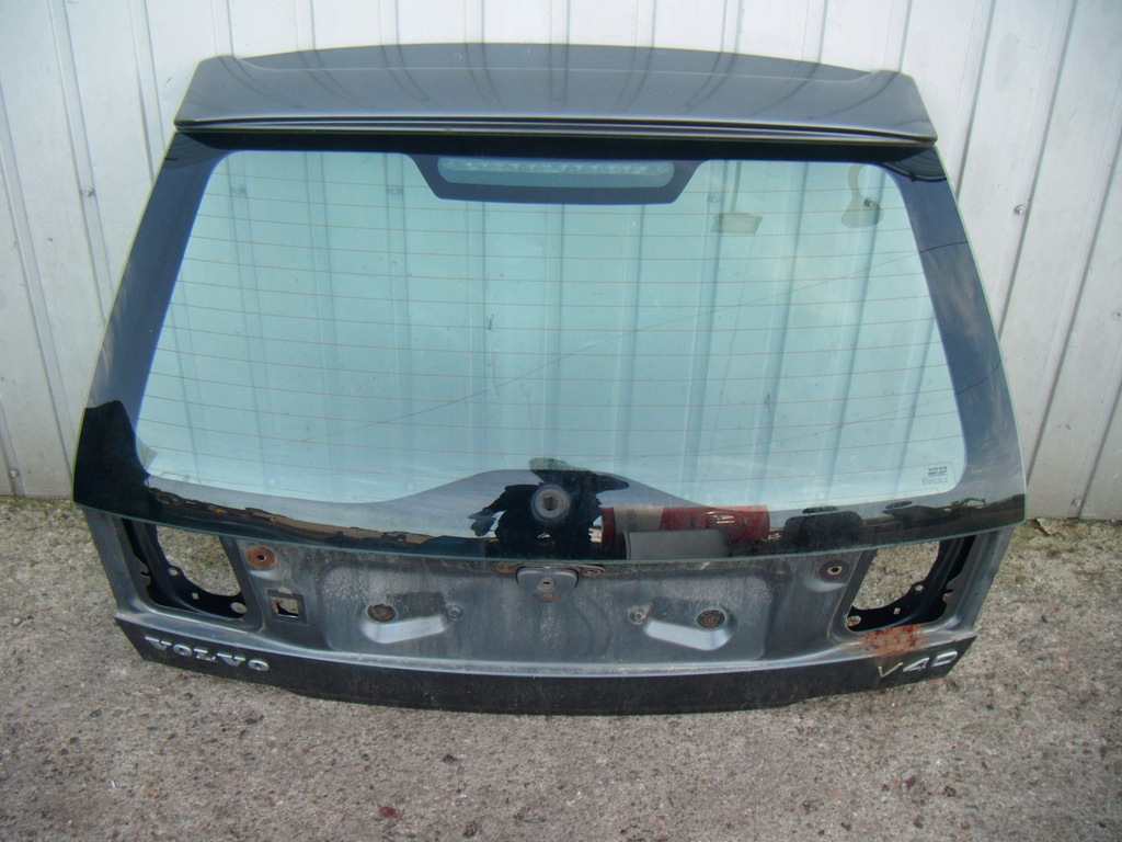 фото №1, Volvo v40 99-04 крышка багажника багажника kombi