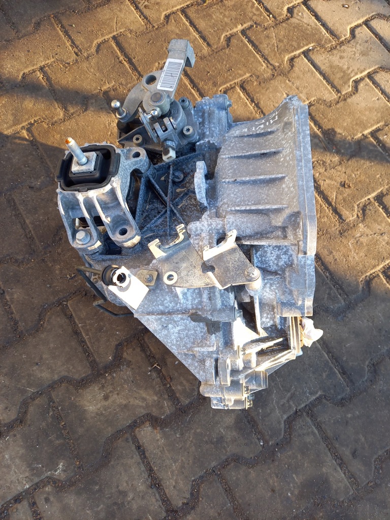 Купити Коробка передач передач mini cooper r56 1,6d 7610160-06 przeb. 140tyś km