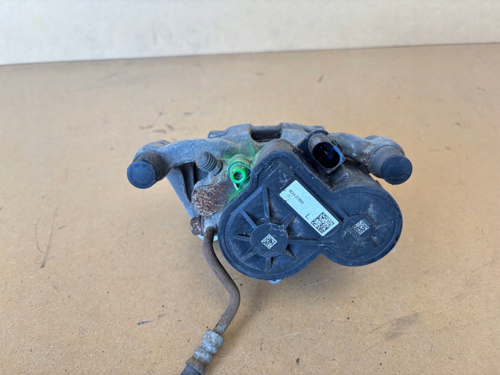 фото №8, Mazda 3 bp iv 2.0 20- суппорт левый задняя задний левый