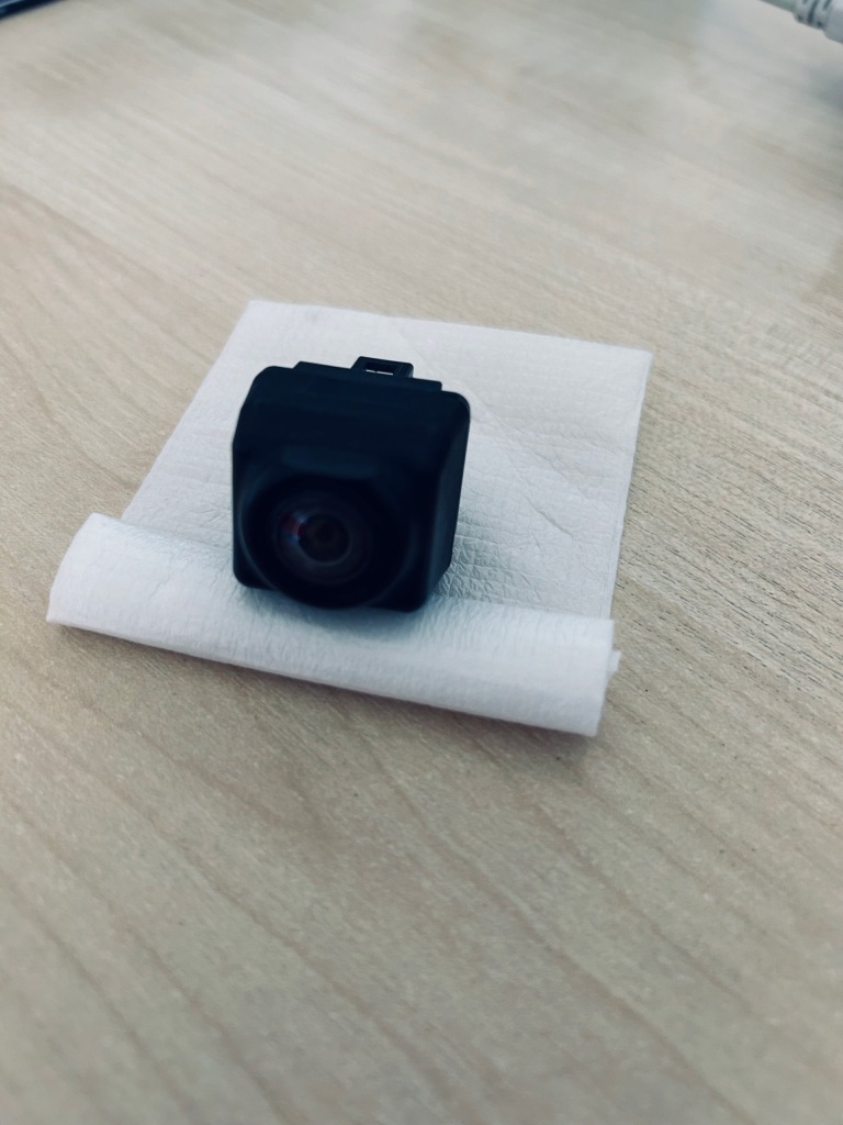 фото №1, Камера заднего вида chevrolet camaro 2016- оригинал