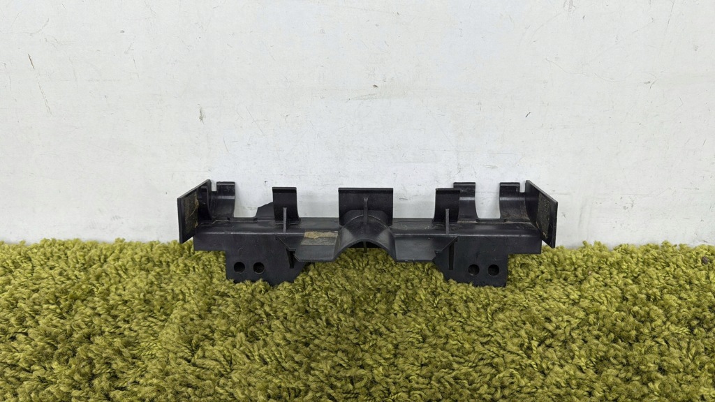 фото №1, Кронштейн напрямна кронштейн радіатор інтеркулер land range rover sport l494