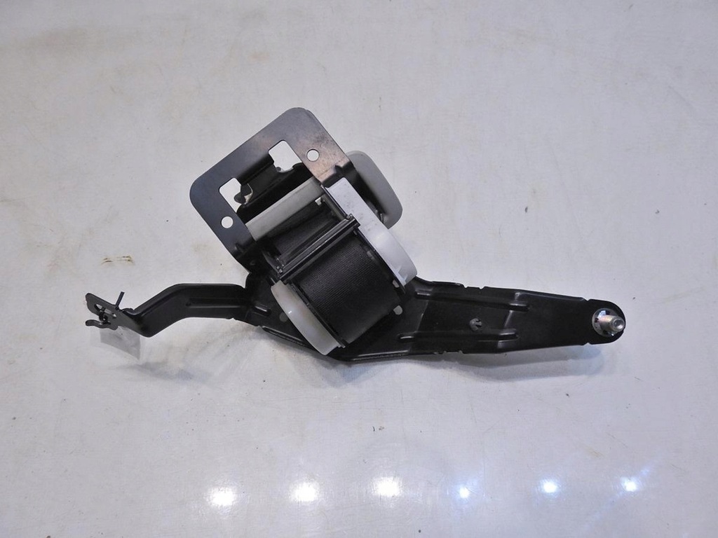 фото №8, Pas безпеки середній задня ii ряд mazda 5 i