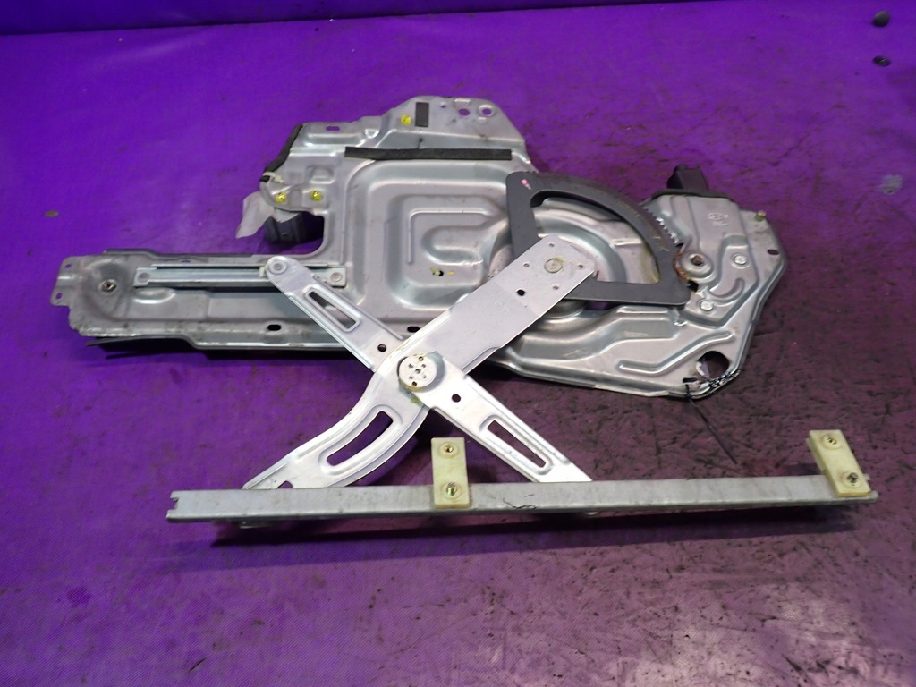 фото №5, Hyundai trajet 00-04 подъемник стекло перед правый 824803a000