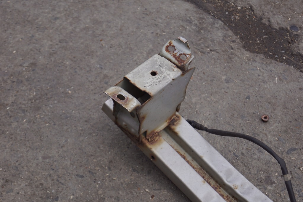 фото №8, Балка бампера перед suzuki liana