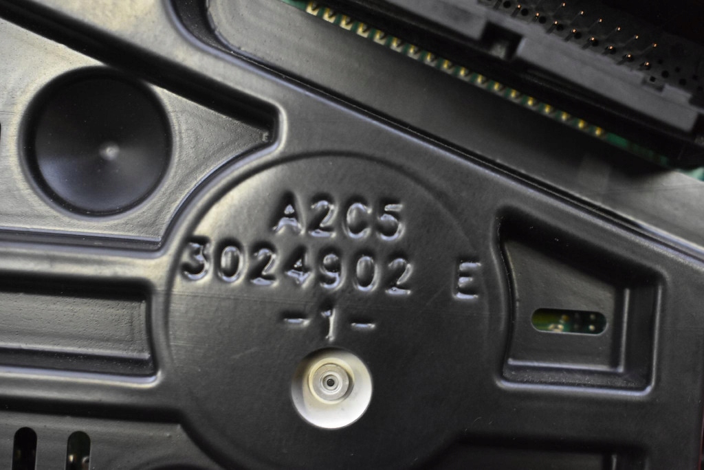 Панель приборів eu13216690opel astra 3 3 h 1.6 16v 105 km 04-07 в Україні