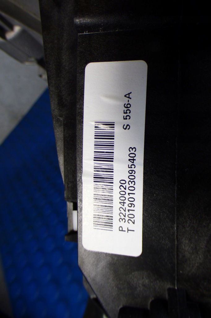 фото №10, Домкрат переключения передач 100%sprawny 32240020 31694207 volvo v60 iii 2.0d