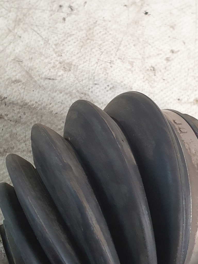 фото №11, Привідний вал права довга audi a3 8l 1.8b 125km 96r.