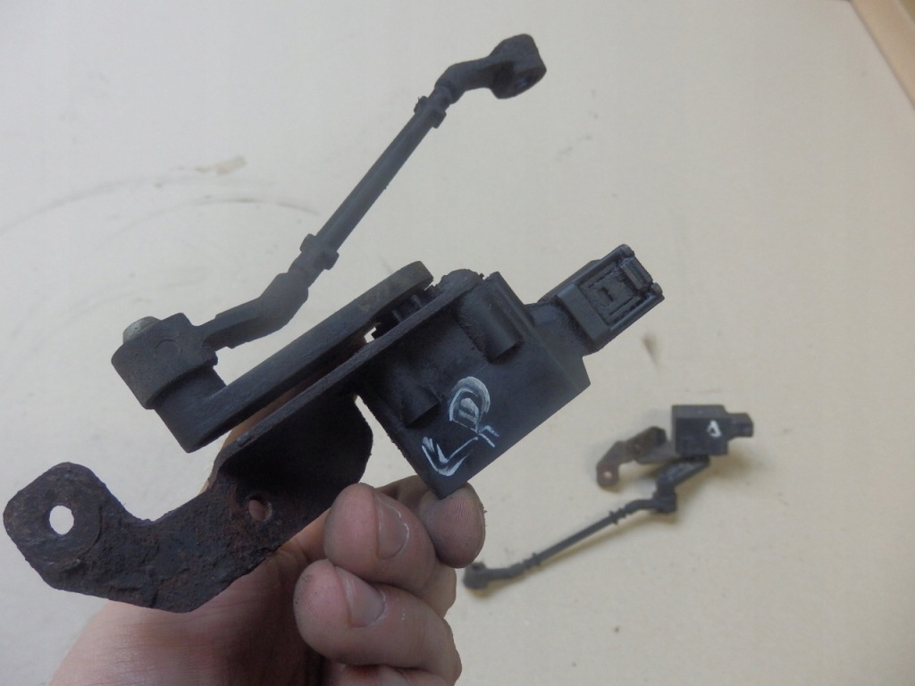 фото №3, Range rover iii l322 датчик вирівнювання світла