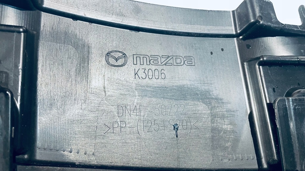 фото №10, Решітка радіатора козирок носик mazda mx30 mx-30 dn4e-50722