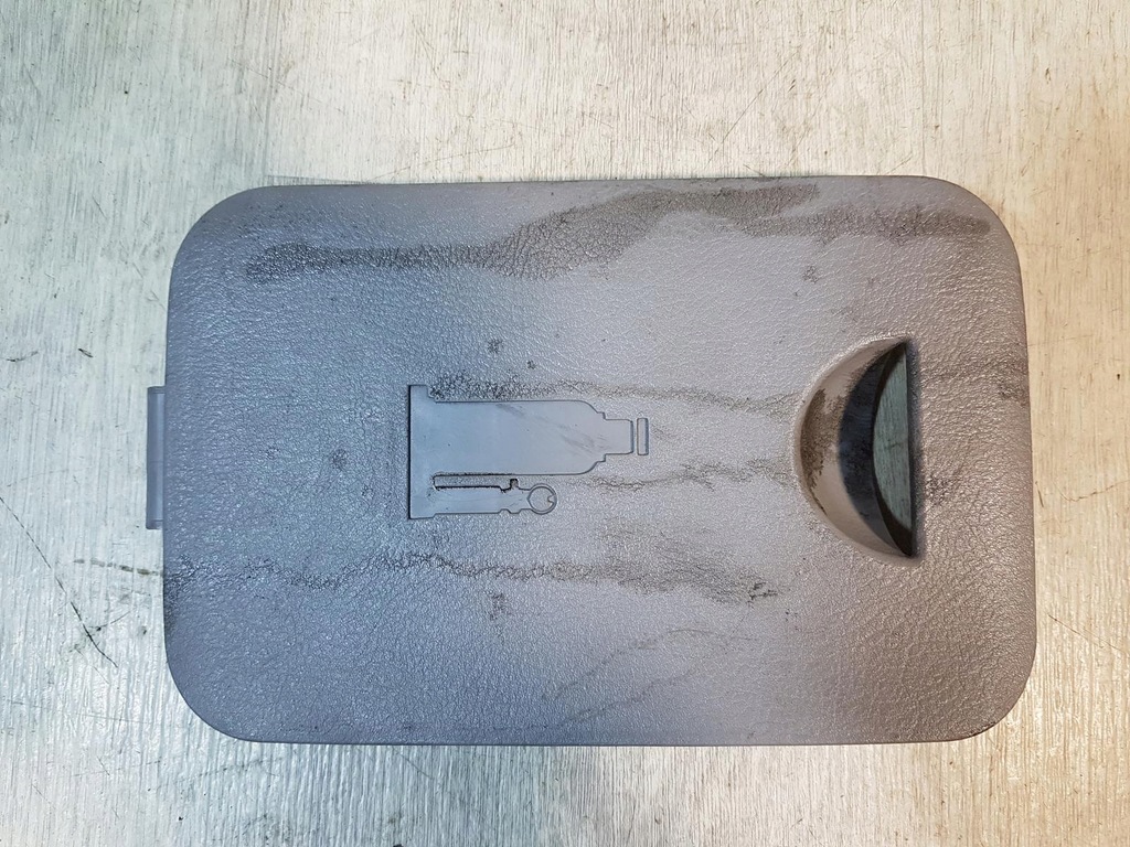 фото №1, Кришка бардачка багажника задня kia sorento