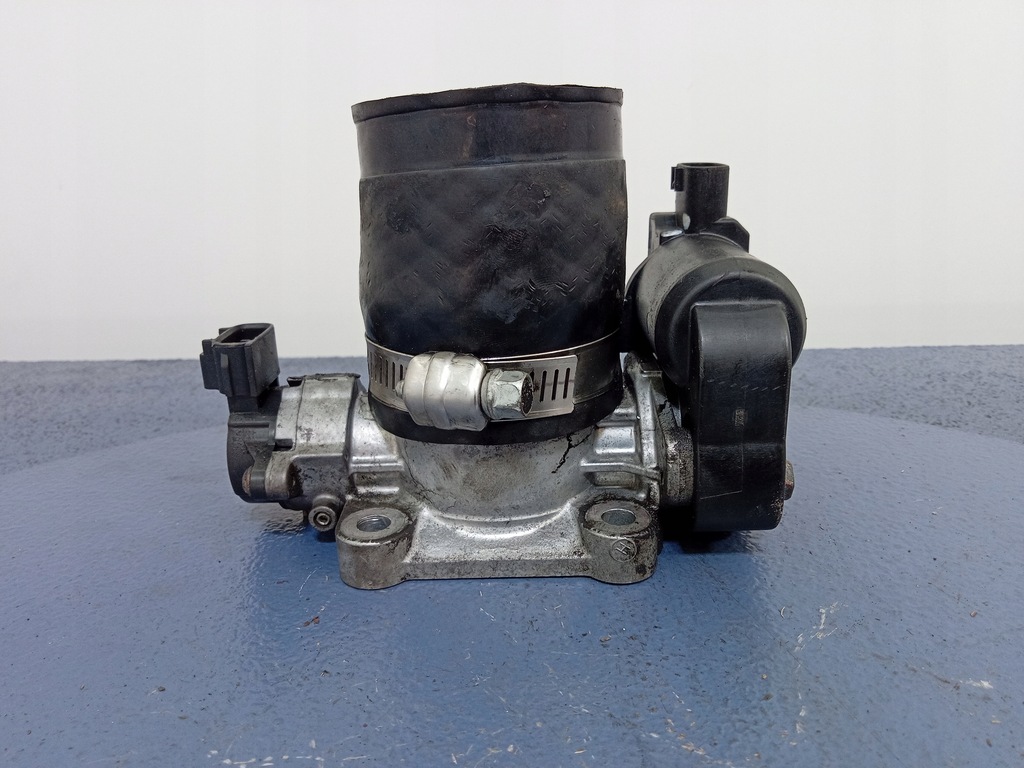 фото №5, Lexus is ii xe20 2.2 d дросельна заслінка