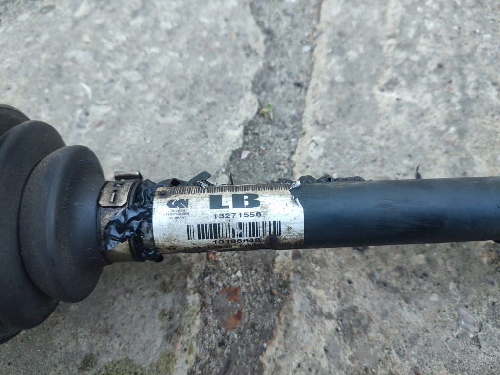 Opel astra j привідний вал права довга lb 1.4t 13271556 Доставка