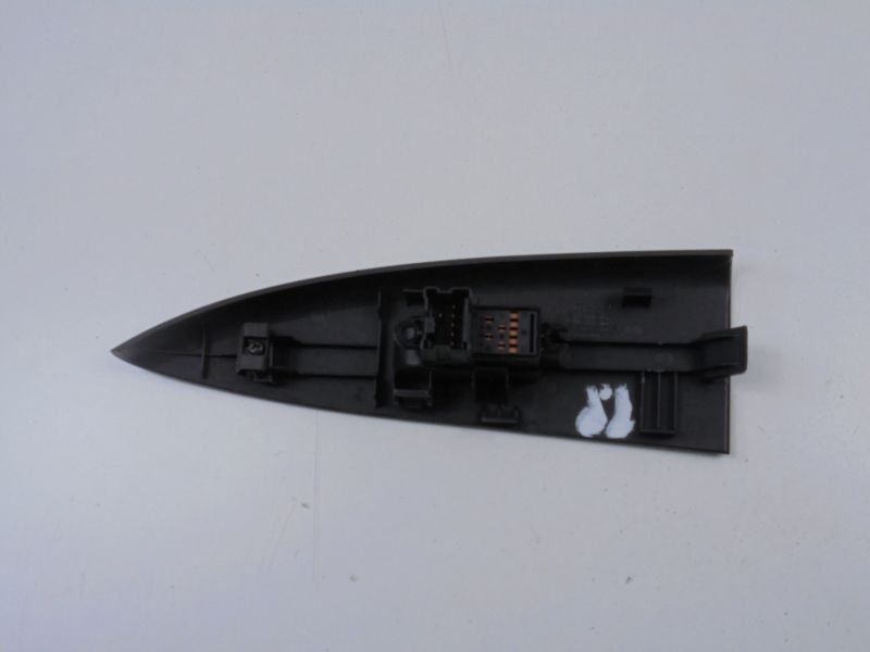 фото №7, Nissan note i e11 06-08 выключатель стекло перед правый