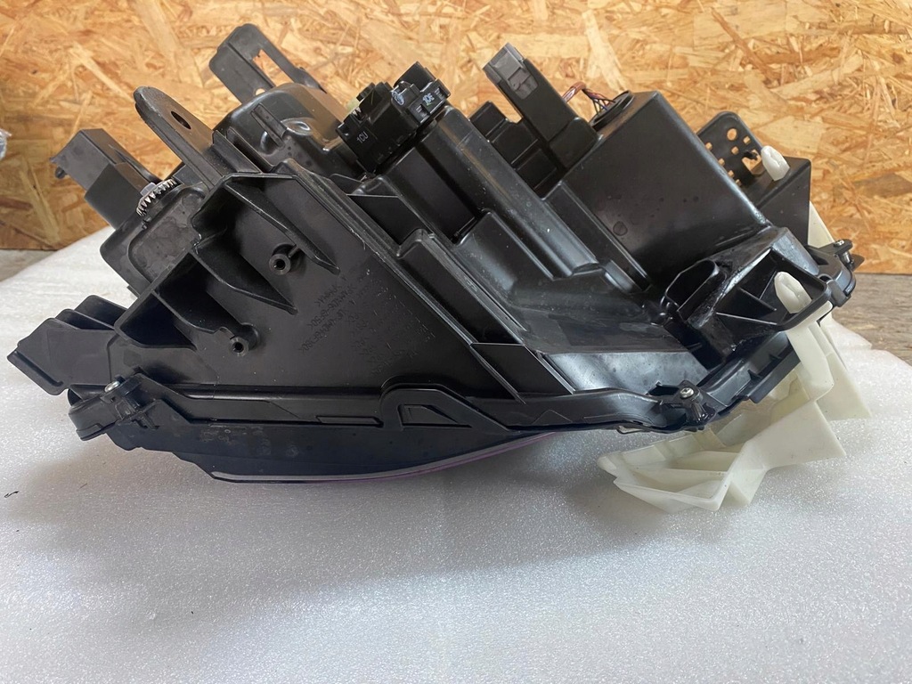 фото №7, Лампа левая передняя mitsubishi eclipse cross lift lift full led