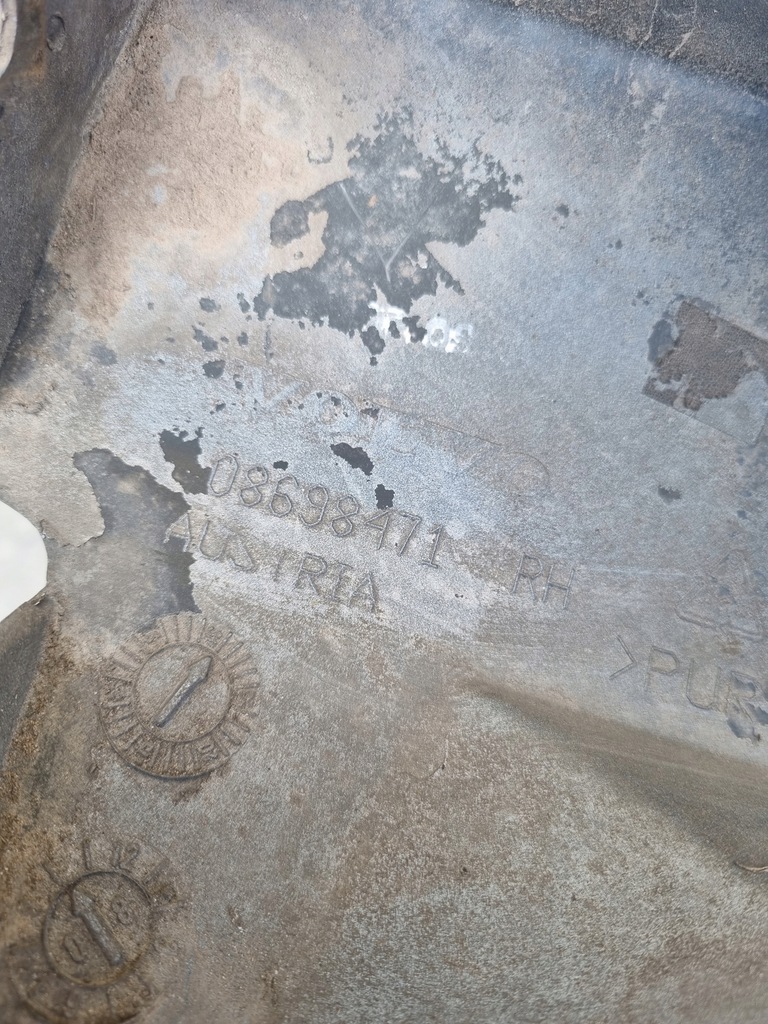 фото №12, Накладка порог правая volvo s40 04-12